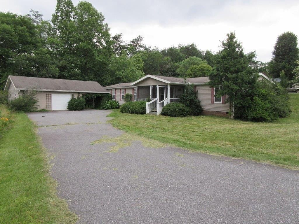 111 Bobcat Ln, Warne, NC 28909 Zillow