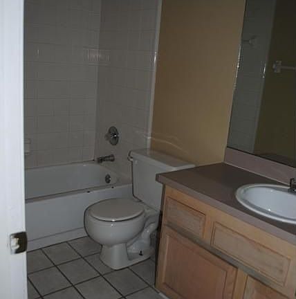 5th image of 3683 Barbizon Cir N