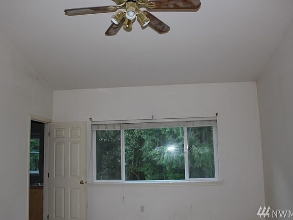5th image of 1530 12th Ln