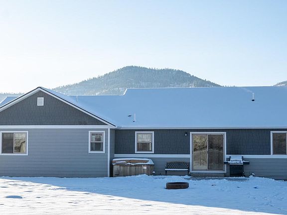 2nd image of 20992 Holloron Ln