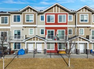 51 N Redstone Cir NE, Calgary, AB T3N0M8
