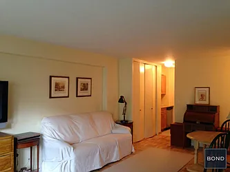 Rented by Bond New York