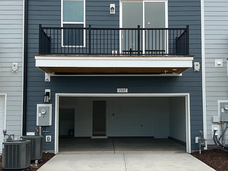 1507 Village Hall Ln — Photo 14