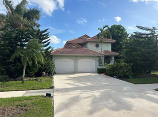 4104 NW 5th Dr, Deerfield Beach, FL 33442