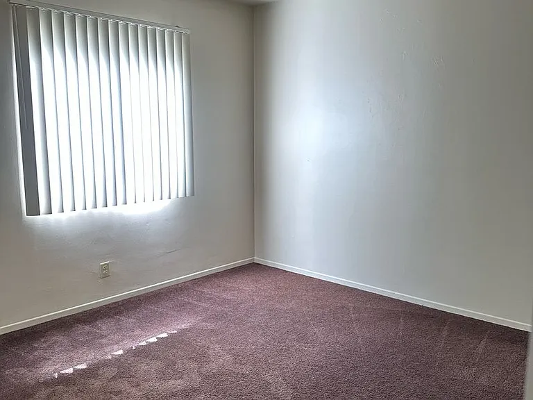 Ponderosa Apartments — Photo 25