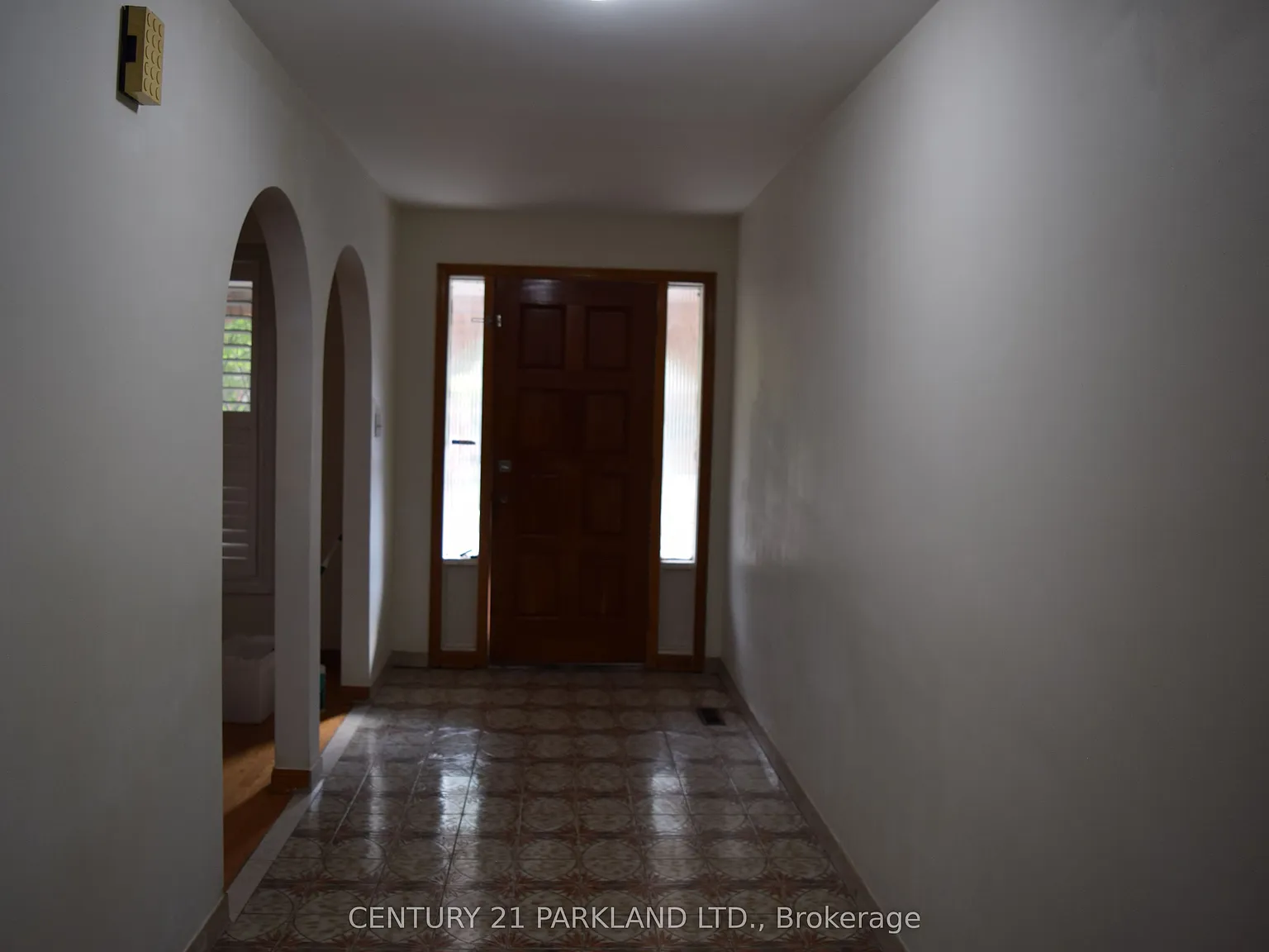 3 bed, $4,000 — Photo 3
