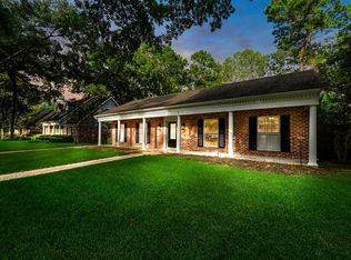 730 Thistlewood Dr, Houston, TX 77079