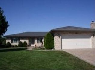 61 Victorian Dr, New Lenox, IL 60451