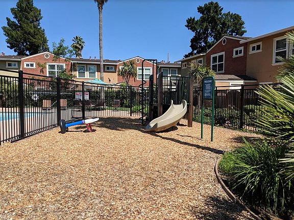 2nd image of 857 Carlisle Way APT 106