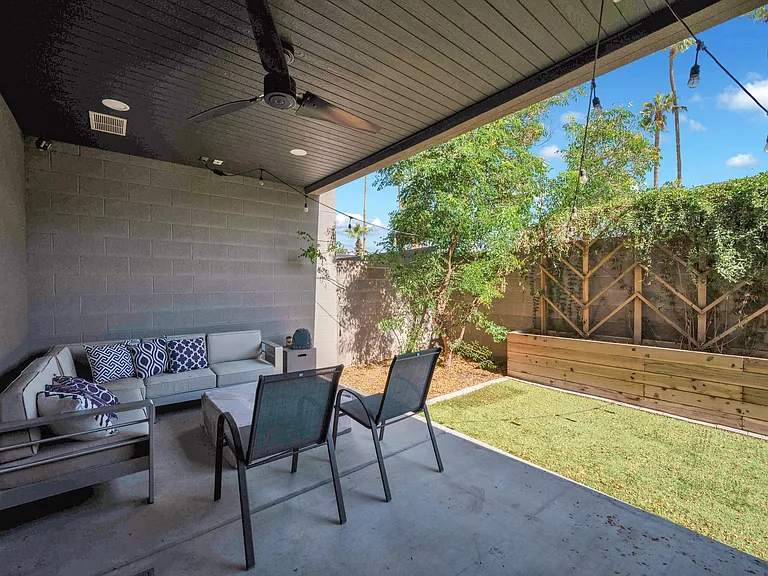 2727 E Thomas Rd #11 — Photo 29