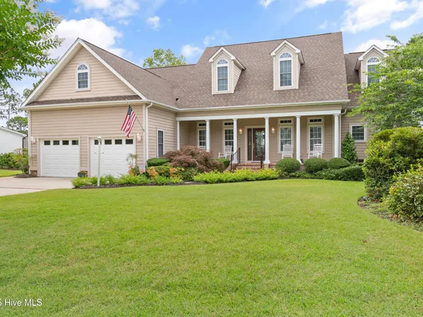 2710 Scarborough Way, Southport, NC 28461