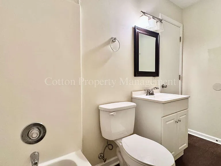 107 Lullwater Dr #201 — Photo 18