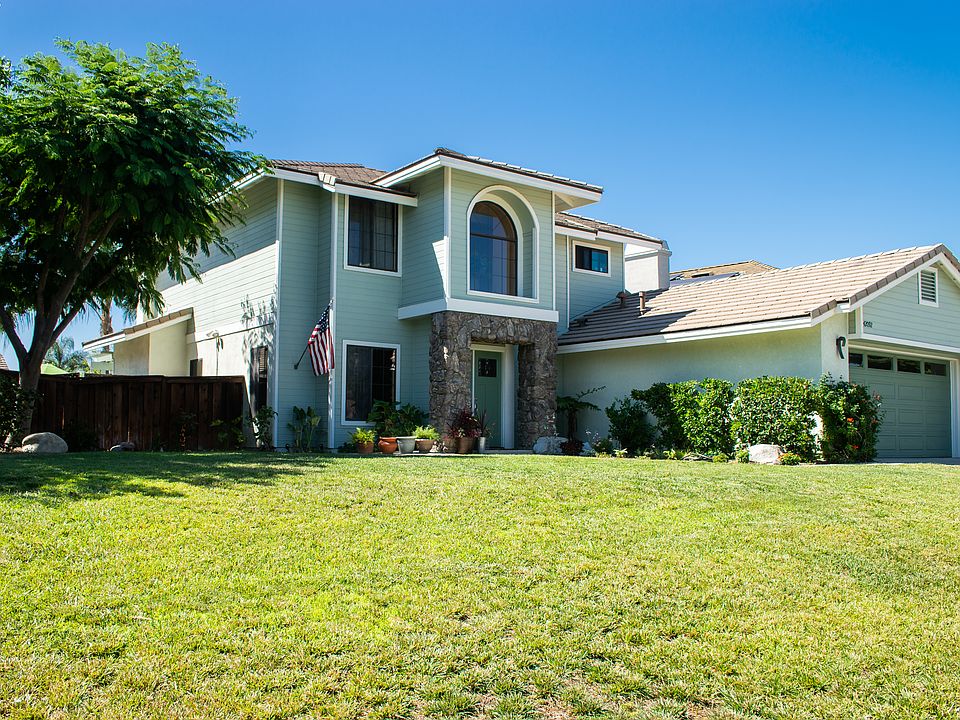 1st image of 42092 Humber Dr
