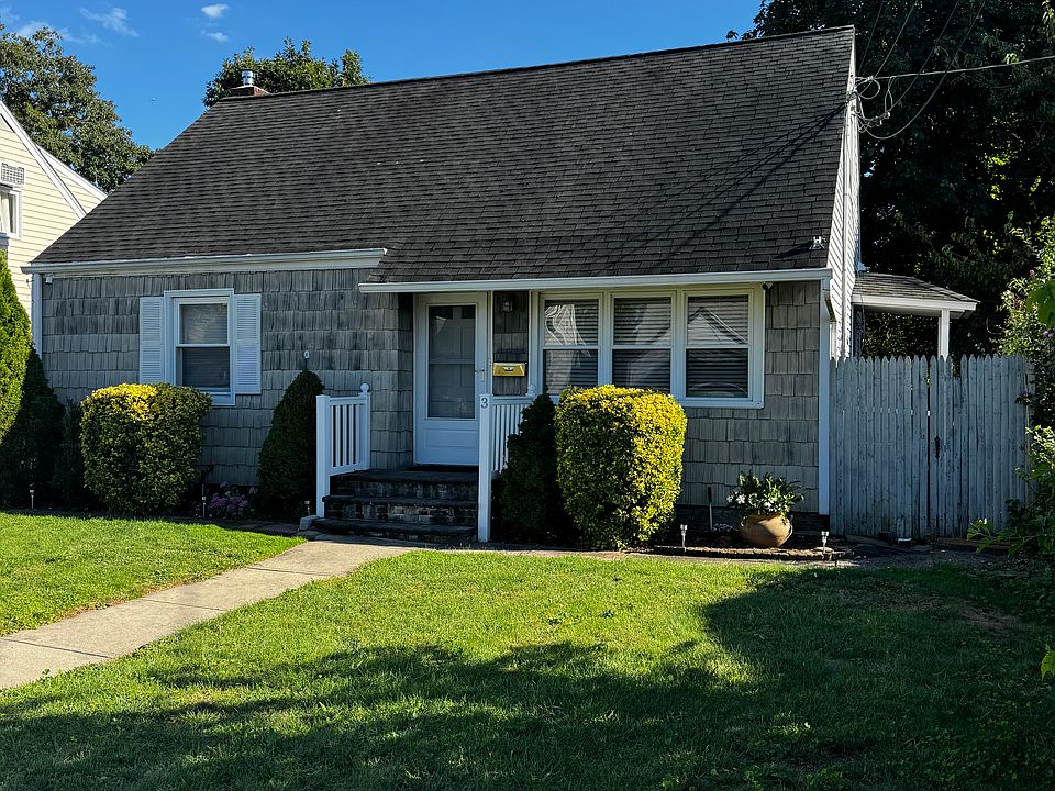 1st image of 3 Audrey Ave