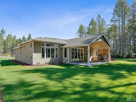 4th image of 7709 Swift Ln NE