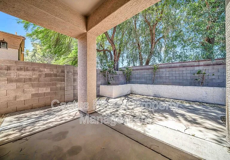 20276 N 64th Ave — Photo 38