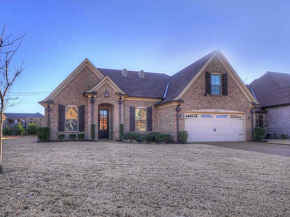 2nd image of 8525 S Woodland Rose Cir