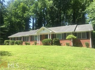 3099 Dodson Dr, East Pt, GA 30344