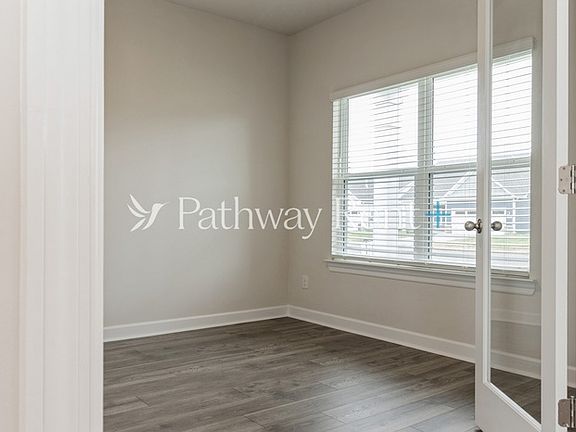 3rd image of 3408 Quintana Dr