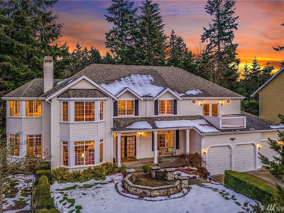 Distinguished One-Of-A-Kind Setting, Privacy and Quality in sought after Honey Creek neighborhood with 3 Car Garage and $90,000 in upgrades.