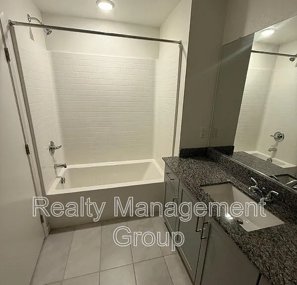 5480 Shorefront Dr #163 — Photo 6