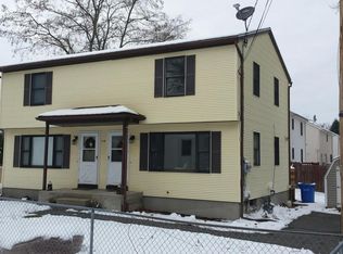 110 Carr St #A, Springfield, MA 01118