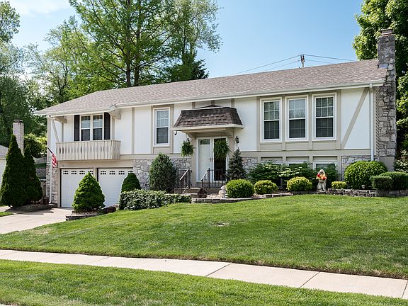 2nd image of 3590 Crowndun Dr