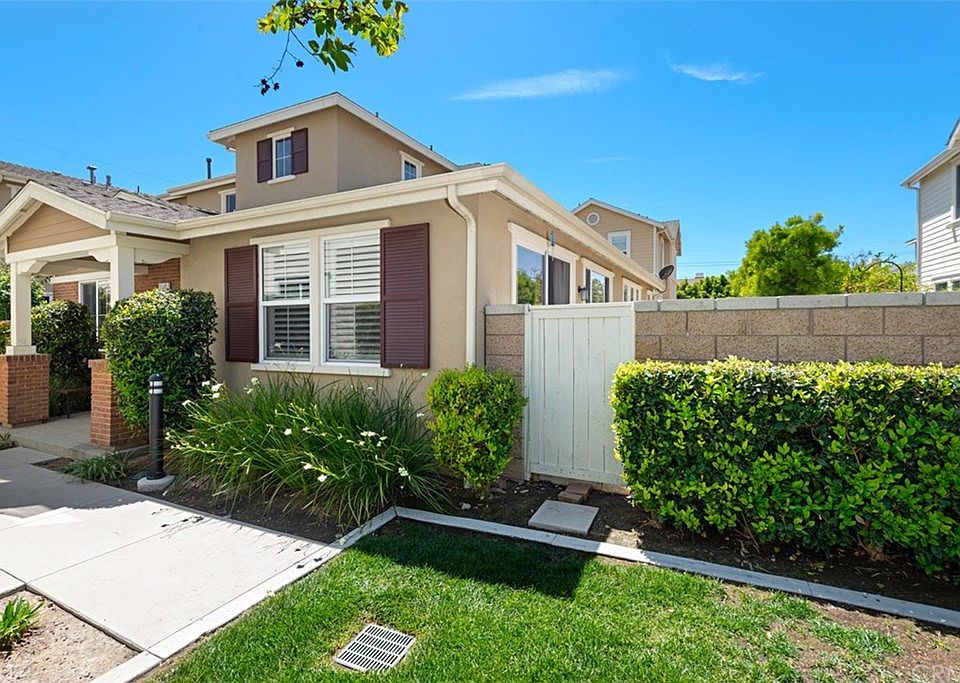 1st image of 15505 Jasmine Pl #27