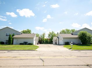 841 Saint Albert The Great Dr, Sun Prairie, WI 53590