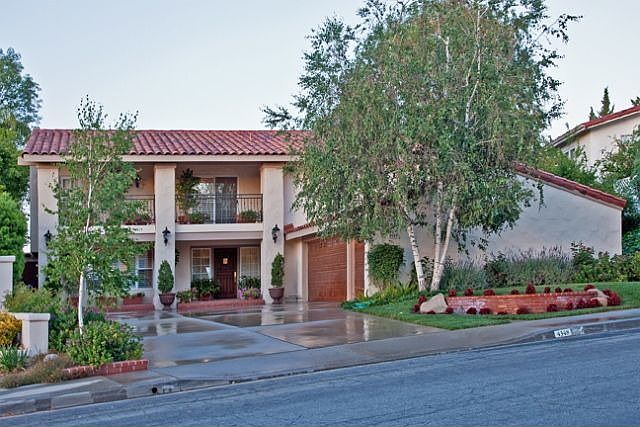 1st image of 4348 Park Corona