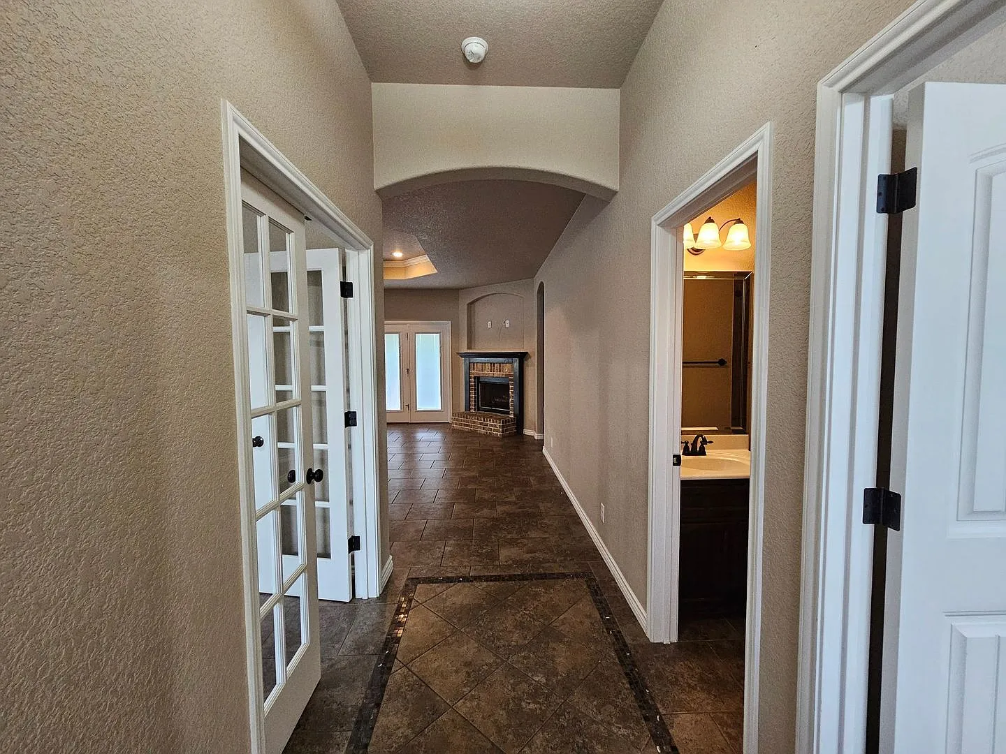 Back To School Rent Special - $250 Gift Card -Available Now! — Photo 3