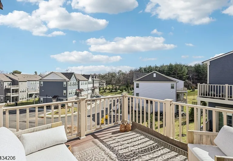 21 Dahlia Dr — Photo 19