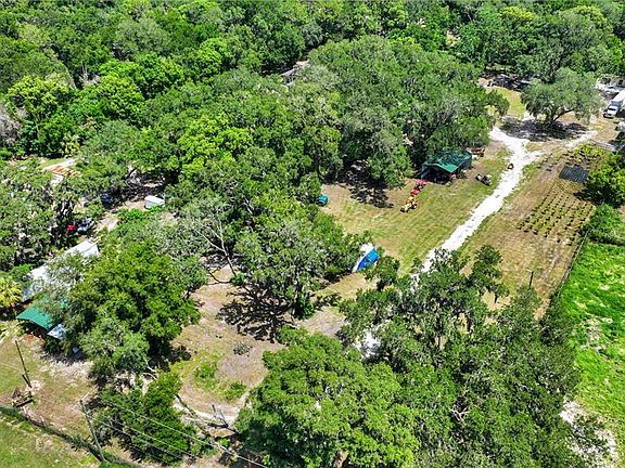 3rd image of 9922 ROCKHILL ROAD