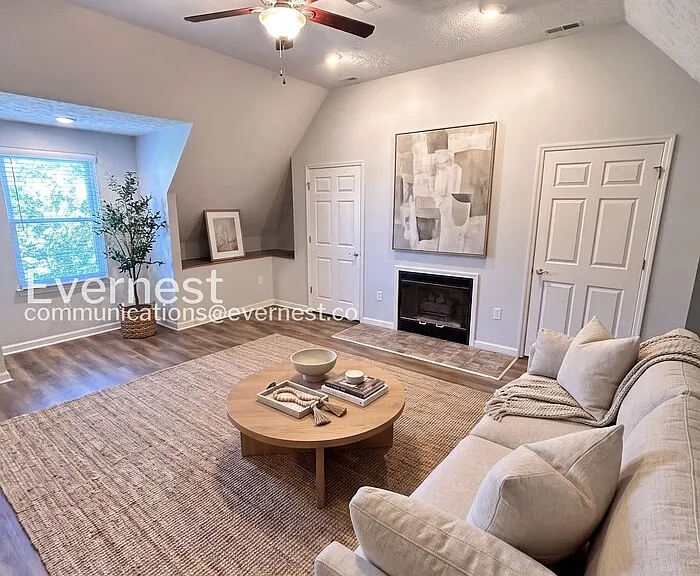 110 Beechbrook Ct — Photo 3