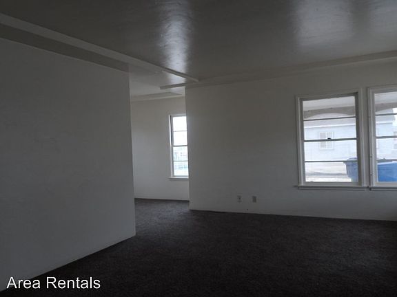 4th image of 137 W Fredricks St #2847067