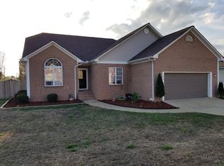 15 Lazy Brook Dr, Oxford, AL 36203