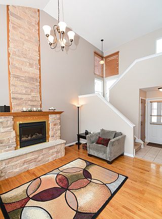 3rd image of 292 Beaumont Ct