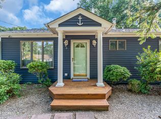 9 Brookside Dr, Howell, NJ 07731