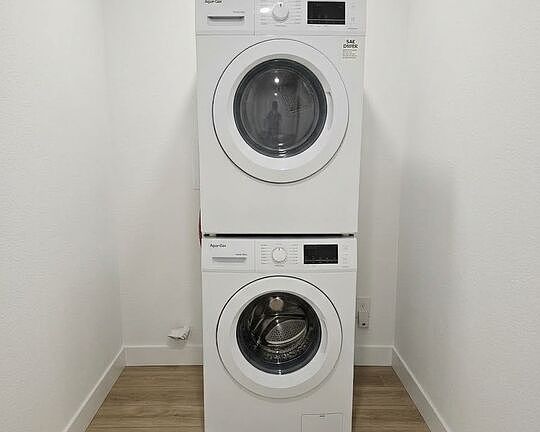 4th image of 696 Yucca Dr Unit 3