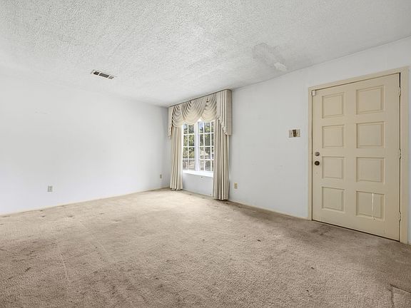 5th image of 7235 Vecino Dr