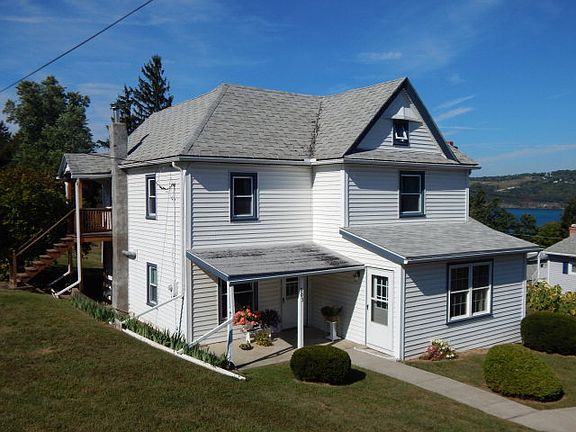 2nd image of 303 Cross St
