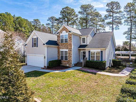 3rd image of 108 Trumbell Cir