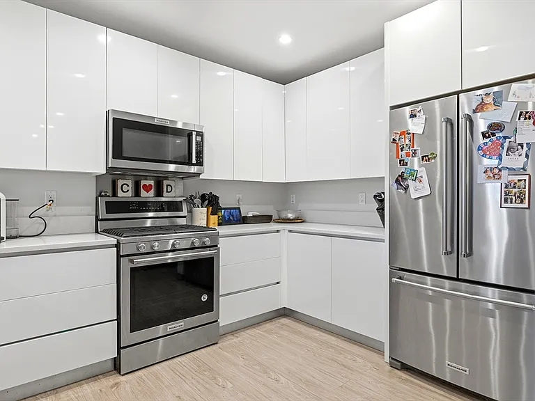 145 Newbury Ave #18 — Photo 3