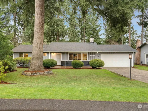 4501 72nd Avenue W, University Place, WA 98466