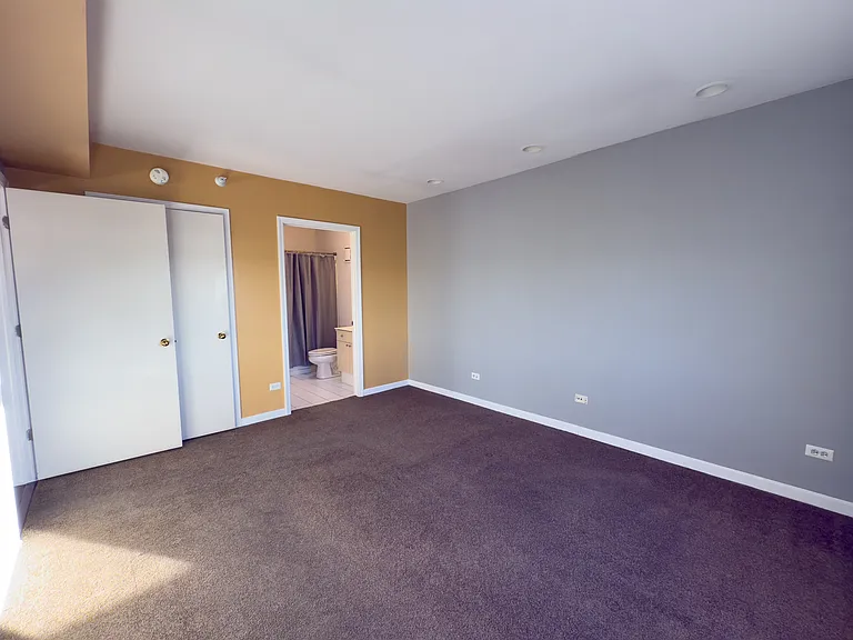 811 Chicago Ave — Photo 11