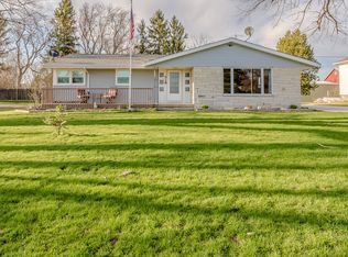 518 W 1st St, Waldo, WI 53093