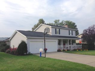 102 Sterling Dr, Hurricane, WV 25526