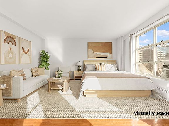 2nd image of 70 La Salle St APT 5E