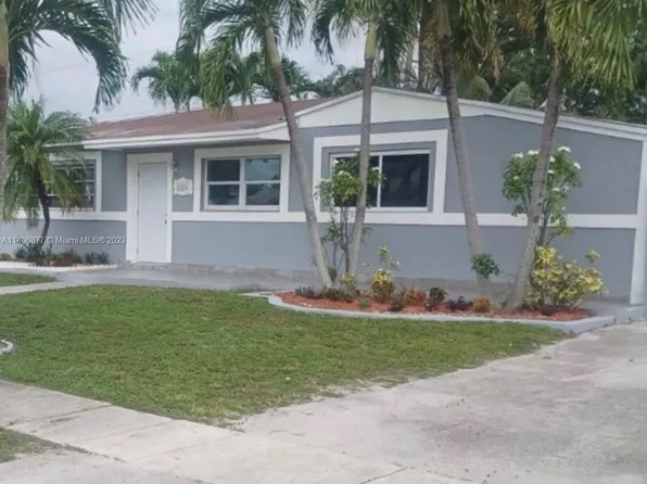 6580 W 11th Ct, Hialeah, FL 33012