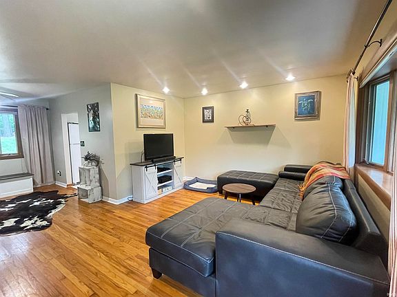 2nd image of 4825 Homewood Dr